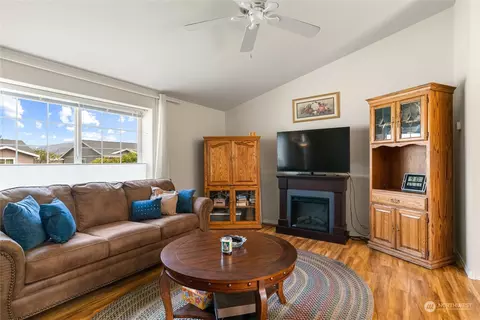 4 Laguna Pl E, Omak, WA 98841 photo 6