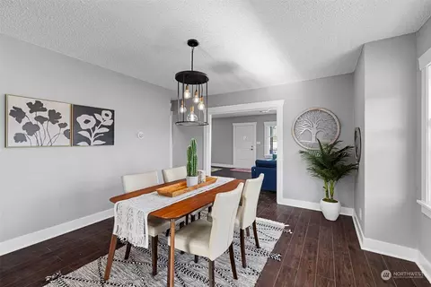 Dining - 1732 Rainier Ave, Everett, WA 98201 photo 2 of 4
