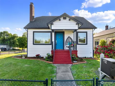 Exterior - 1732 Rainier Ave, Everett, WA 98201 photo 1 of 7