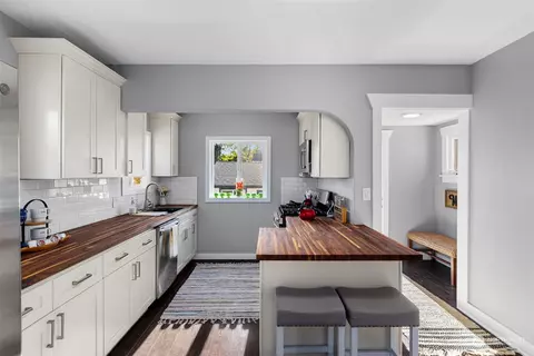 Kitchen - 1732 Rainier Ave, Everett, WA 98201 photo 1 of 3