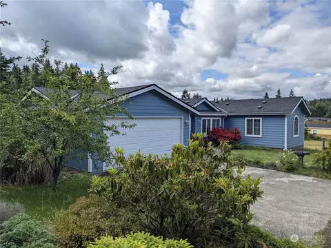 35 Sunset Meadows Ln, Port Hadlock, WA 98339