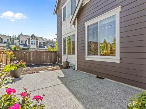 Exterior - 4431 187th St SE, Bothell, WA 98012 photo 5 of 6