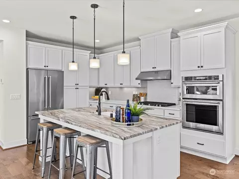 Kitchen - 4431 187th St SE, Bothell, WA 98012 photo 3 of 5