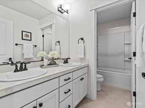 Bath - 4431 187th St SE, Bothell, WA 98012 photo 6 of 6