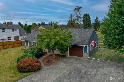 3506 Mayberry Rd, Centralia, WA 98531