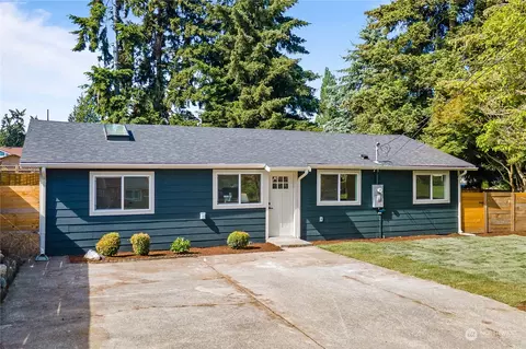 810 SW 306th St, Federal Way, WA 98023