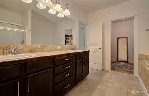 Bath - 31 Kek Rd, Carson, WA 98610 photo 3 of 4