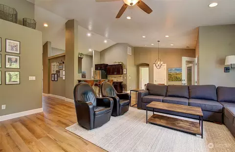 Living - 31 Kek Rd, Carson, WA 98610 photo 1 of 2