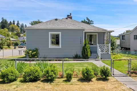 1304 S National Ave, Bremerton, WA 98312