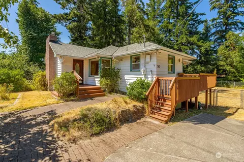 50 NE Riddell Rd, Bremerton, WA 98310