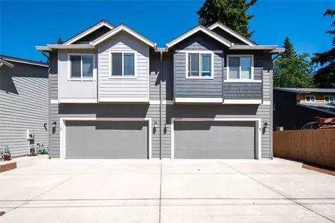 6009 NE 105th Ave #A B, Vancouver, WA 98662
