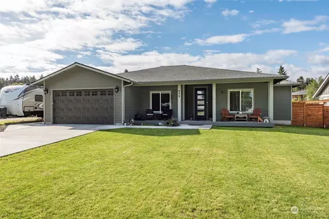 839 Milwaukee Dr, Port Angeles, WA 98363