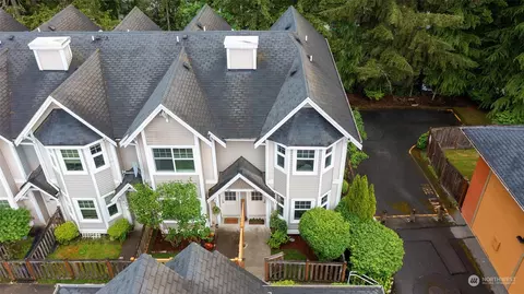 16418 NE 91st St #108, Redmond, WA 98052