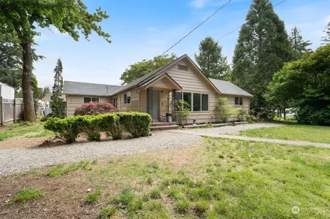 891 E State Rt 302, Belfair, WA 98528