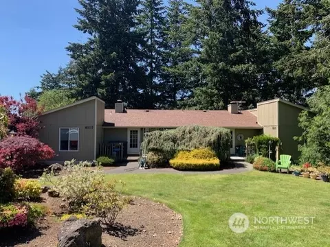 8105 8107 41st St Ct W, University Place, WA 98466