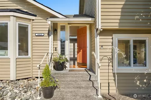Entry Way - 18029 25th Dr SE, Bothell, WA 98012 photo 1 of 2