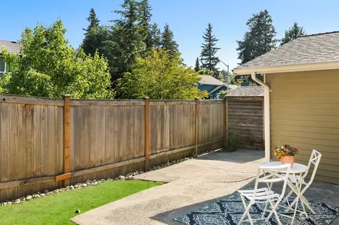 Exterior - 18029 25th Dr SE, Bothell, WA 98012 photo 8 of 8