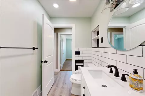 Bath - 122 Cascade Dr, Walla Walla, WA 99362 photo 2 of 4
