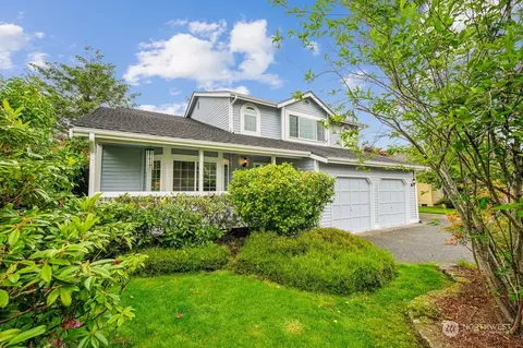 414 Victor St, Enumclaw, WA 98022