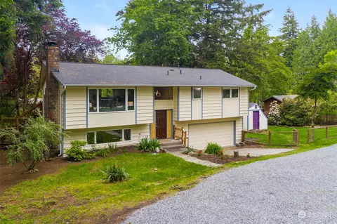 5804 156th St SW, Edmonds, WA 98026