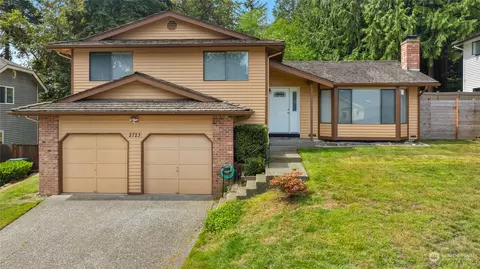 2723 SW 349th Pl, Federal Way, WA 98023