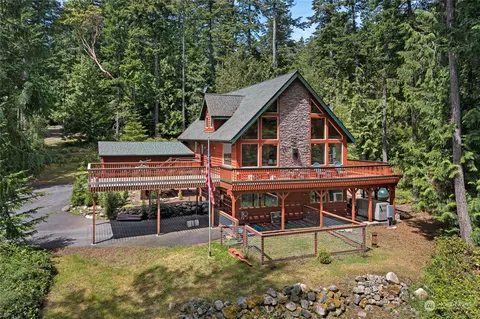 82 Cypress Heights Ln, Friday Harbor, WA 98250