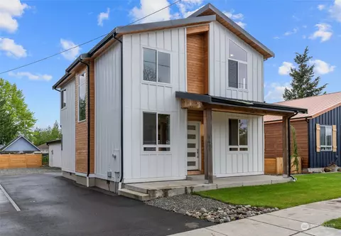 1466 Mchugh Ave, Enumclaw, WA 98022