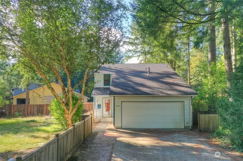 6835 Glen Annie Ln SW, Olympia, WA 98512