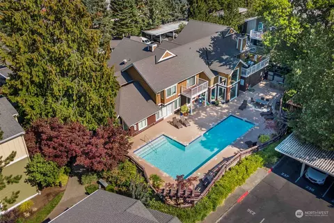 300 N 130th St #7107, Seattle, WA 98133
