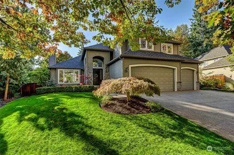 1709 266th Way SE, Sammamish, WA 98075