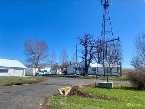 11627 Krause Rd E, Wilbur, WA 99185