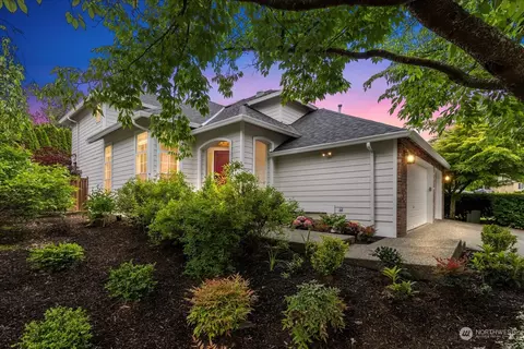 630 191st St SW, Lynnwood, WA 98036