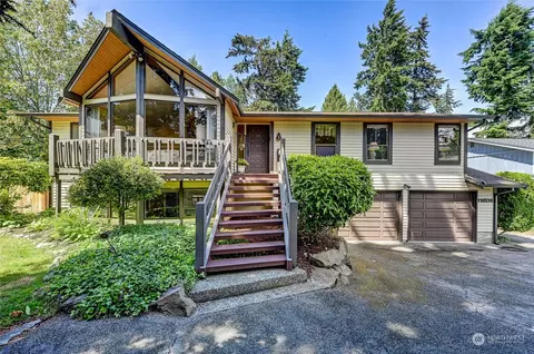 19206 76th Ave W, Edmonds, WA 98026