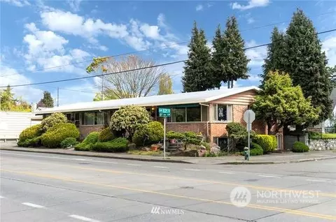 8302 8th Ave NW, Seattle, WA 98117