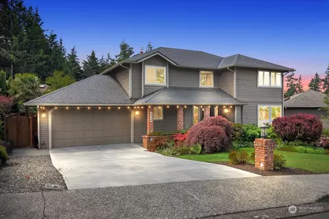6928 168th St SW, Lynnwood, WA 98037