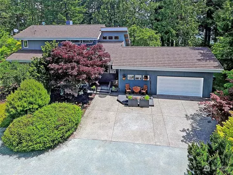 4129 Preserve Dr, Camano Island, WA 98282