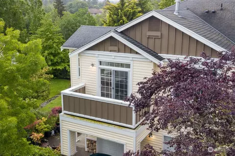 1855 Trossachs Blvd SE #2105, Sammamish, WA 98075
