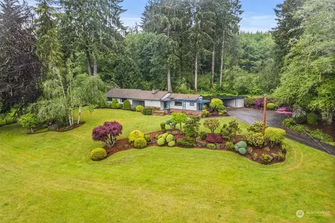 430 State Route 6, Raymond, WA 98577