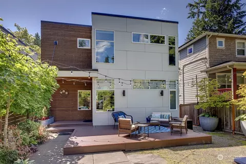 12025 36th Ave NE, Seattle, WA 98125