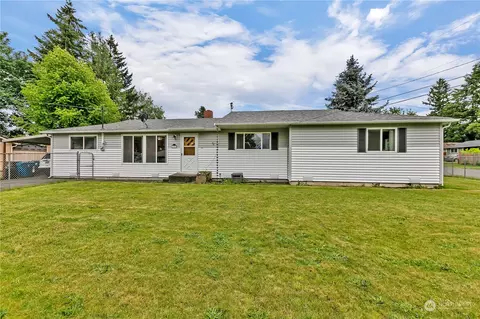16303 119th Ave SE, Renton, WA 98058