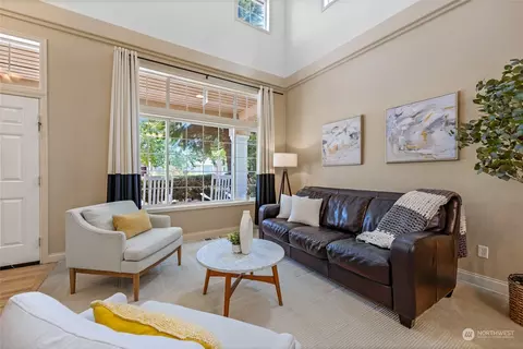 Living - 3417 157th Pl SE, Mill Creek, WA 98012 photo 2 of 4