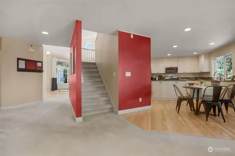 Entry Way - 3417 157th Pl SE, Mill Creek, WA 98012 photo 2 of 3
