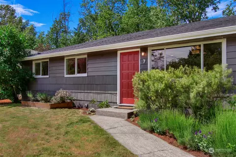 Exterior - 7 232nd Pl SW, Bothell, WA 98021 photo 10 of 12
