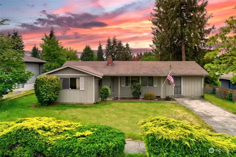5250 N Dahl Dr, Tacoma, WA 98406