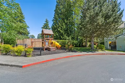 Exterior - 11105 7th Pl W #A, Everett, WA 98204 photo 4 of 4