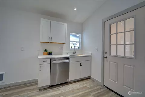 Other - 2523 State St, Everett, WA 98201 photo 1 of 7