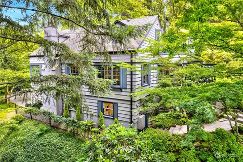 Exterior - 3303 E Ford Pl, Seattle, WA 98112 photo 2 of 10