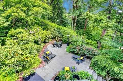 Exterior - 3303 E Ford Pl, Seattle, WA 98112 photo 7 of 10