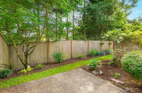 Exterior - 628 102nd Pl SE #A, Everett, WA 98208 photo 2 of 7