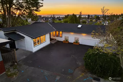 520 Magnolia Ln, Edmonds, WA 98020